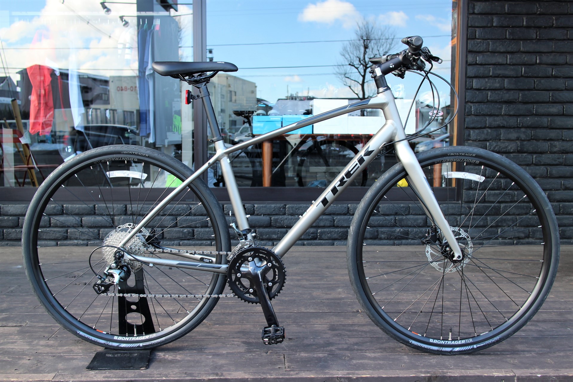 Trek トレック Fx S4 18 19年モデル ディスクブレーキ搭載軽量クロスバイク Brenda S Blog