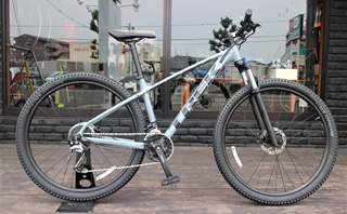 TREK SUPERFLY8(スーパーフライ8)